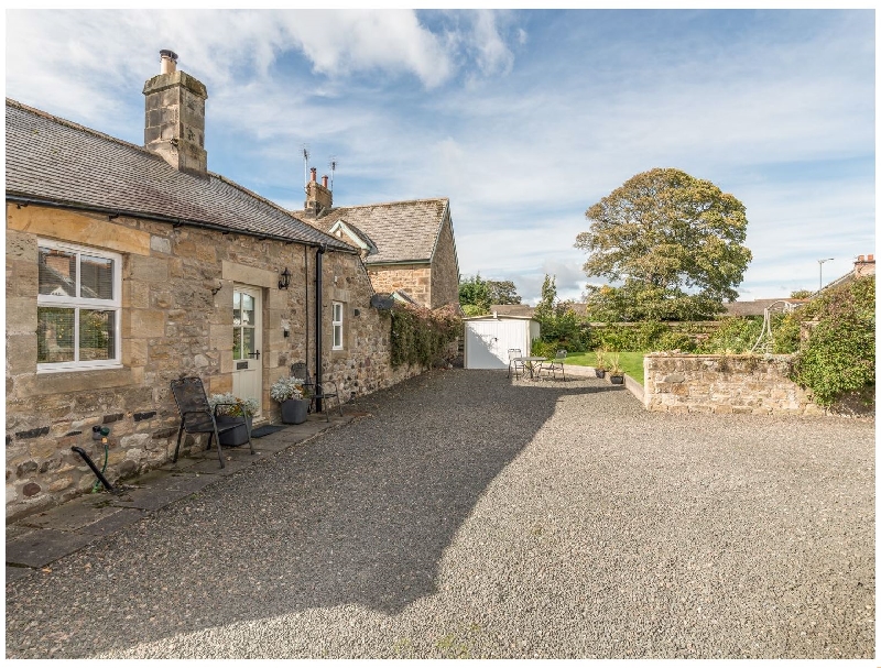 Click here for more about Puffin Cottage